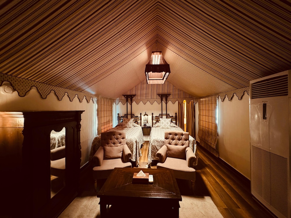 Rawla Narlai Luxury Heritage Hotel 24/50