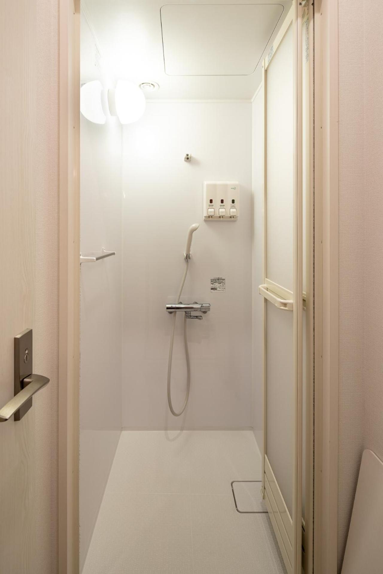 Female Dorm, Upper, Bunk Bed، Hotel Owl Tokyo - Hostel 7/8