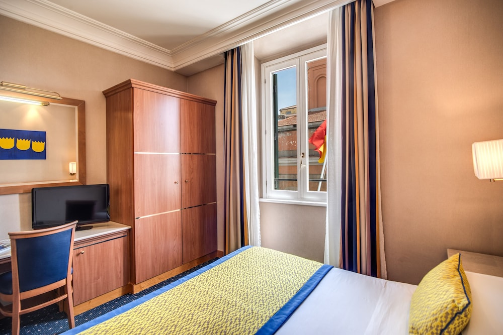 Room, Triple, 3 Beds, Accessible, Diocleziano Hotel 7/10