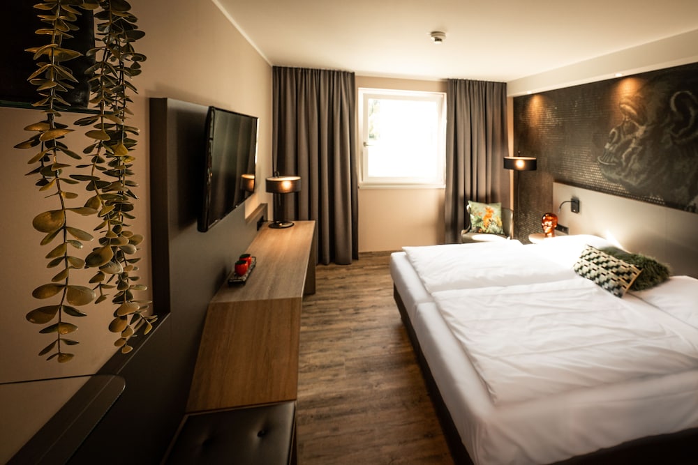 DELUXE, APARTMENT