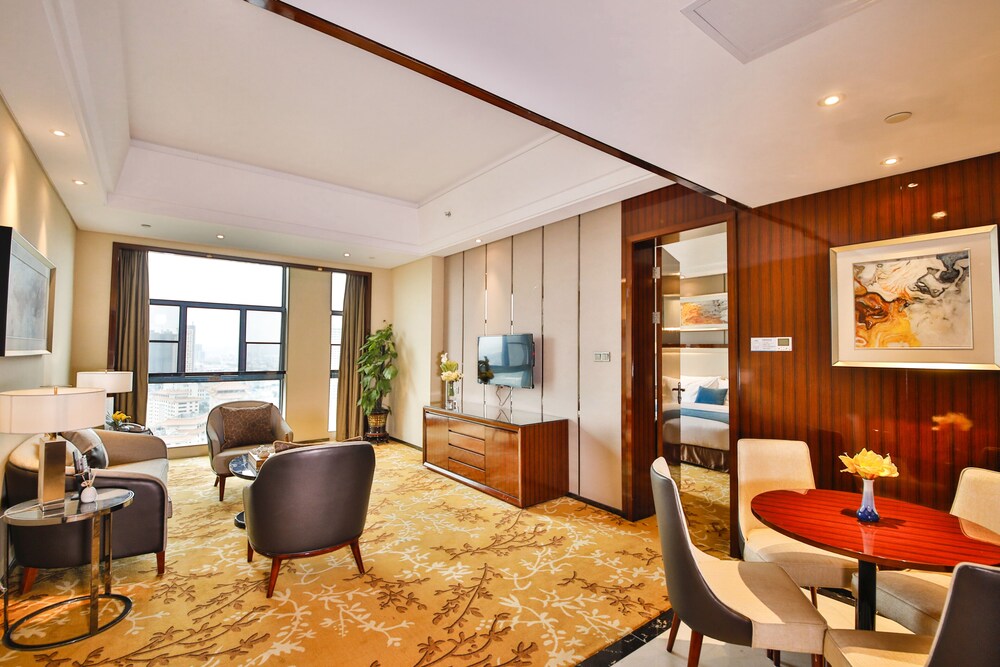 Jianghai Country Garden Phoenix Hotel 13/22