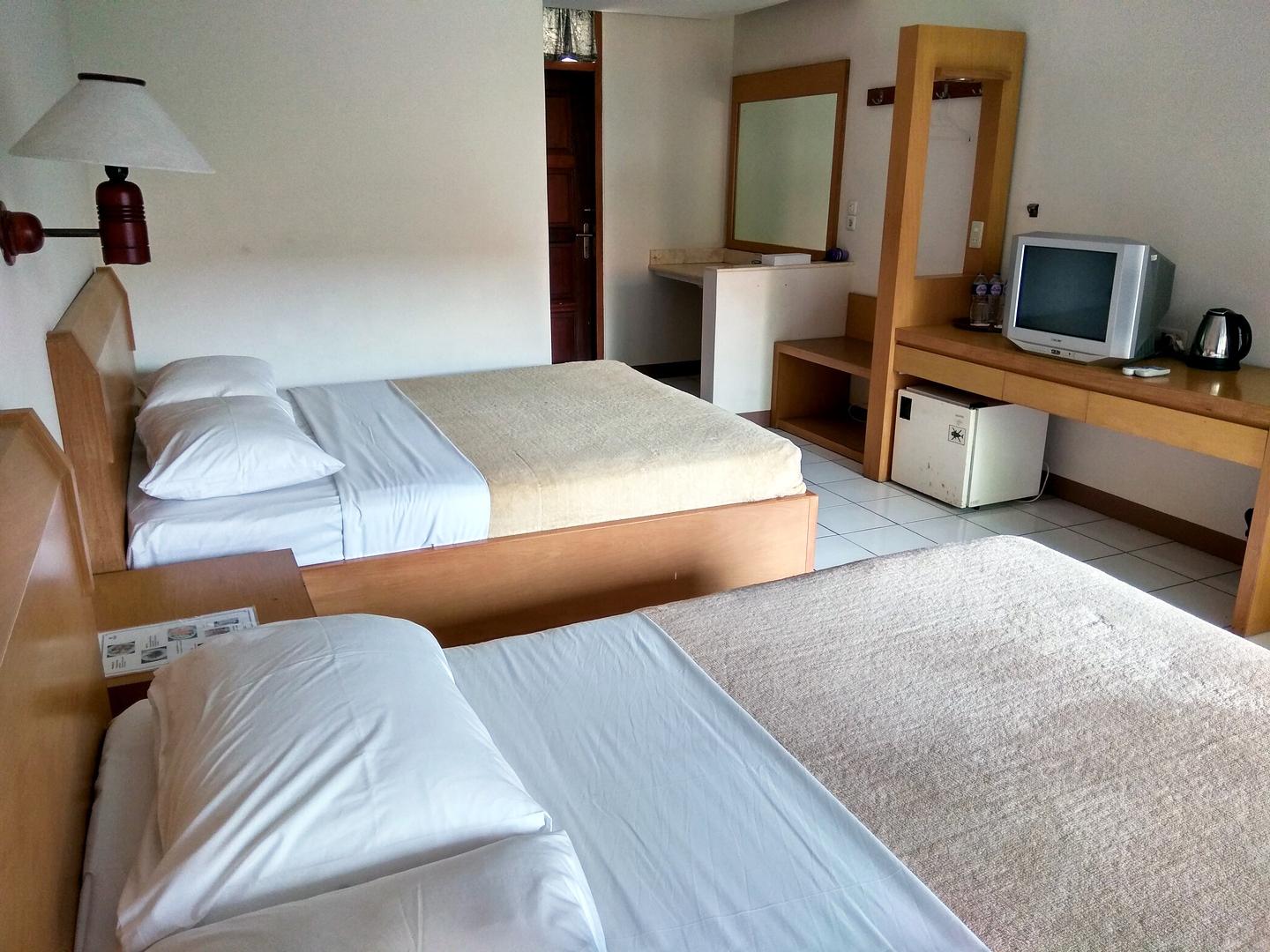 Pantai Indah Resort Hotel Barat 11/30