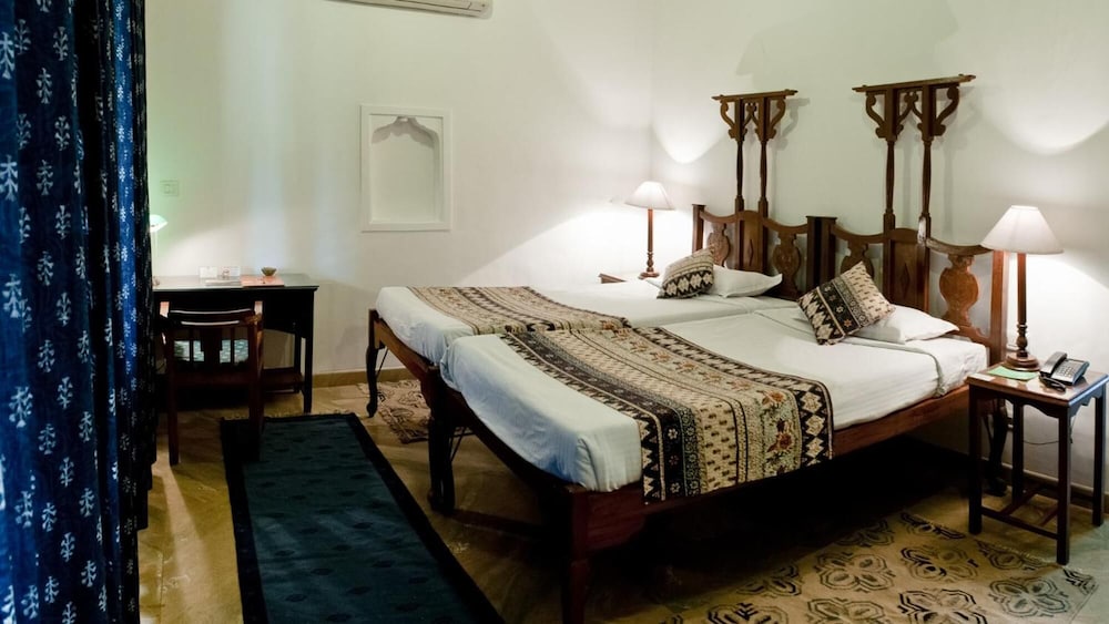 Neemrana's - Deo Bagh 22/48