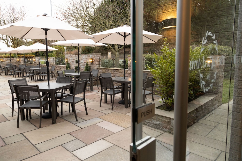 Rufford Arms Hotel 52/74