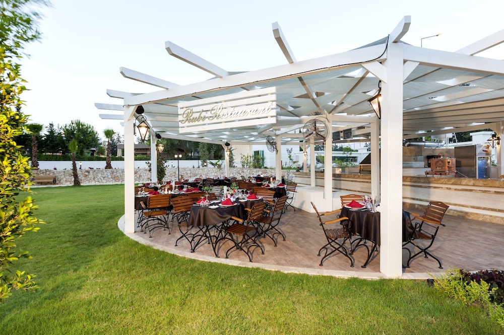 Karmir Resort And Spa Hotel 46/50