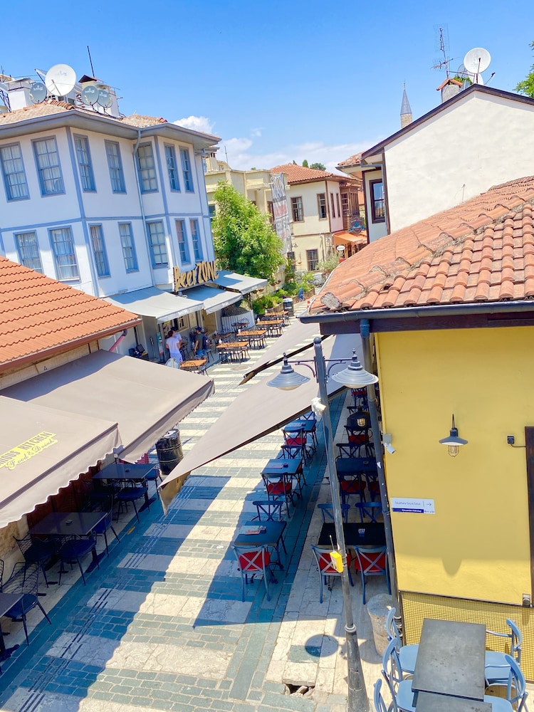 Kervan Boutique Hotel 35/39