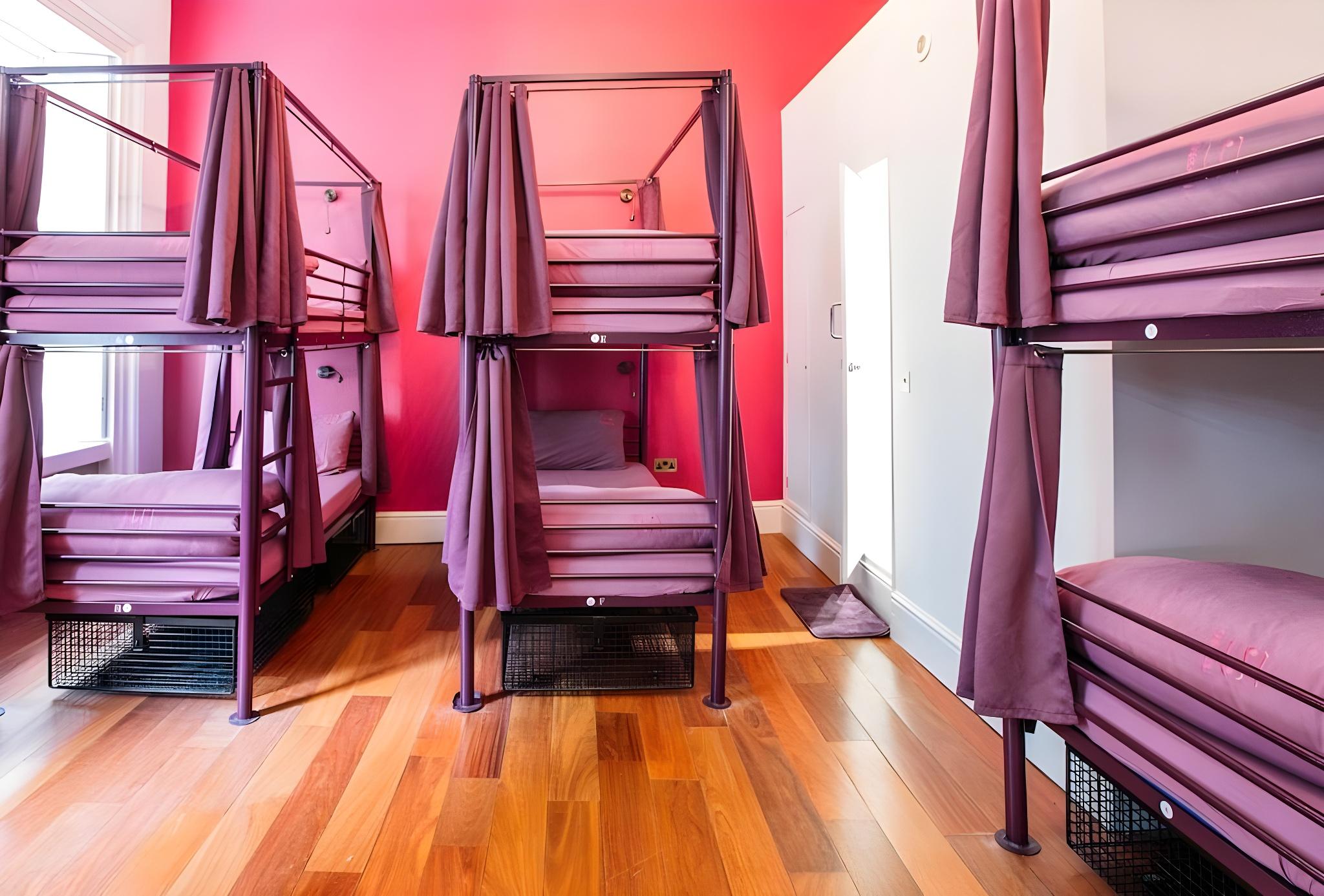 Female Dorm, 10 Beds