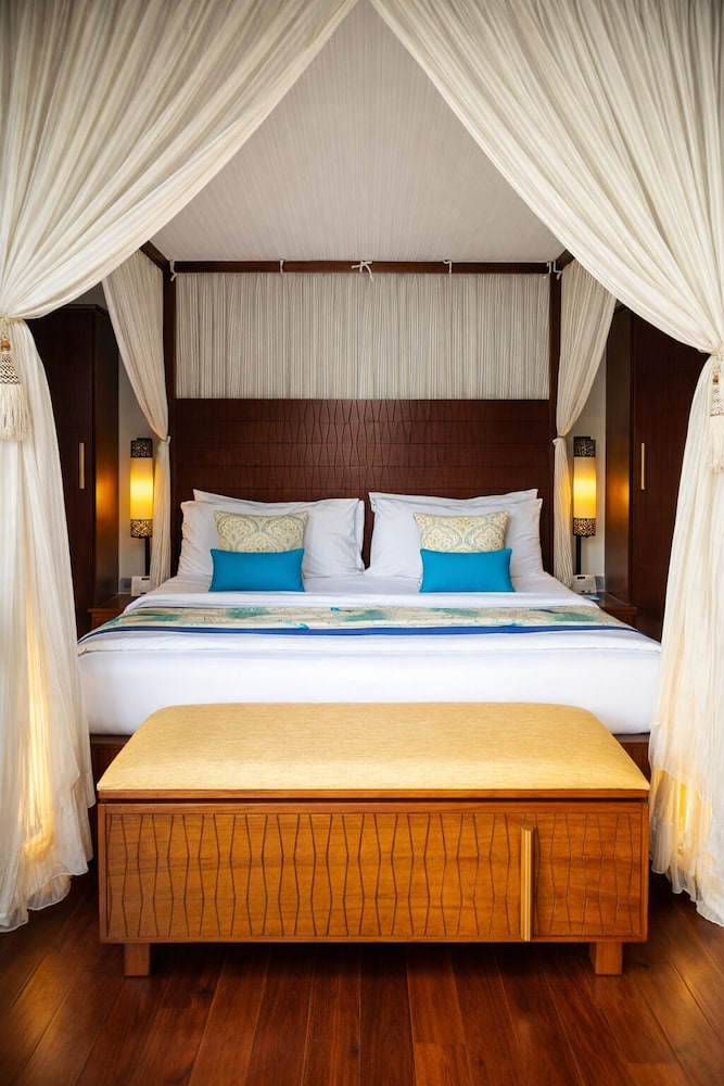 1 BEDROOM, VILLA, PRIVATE POOL