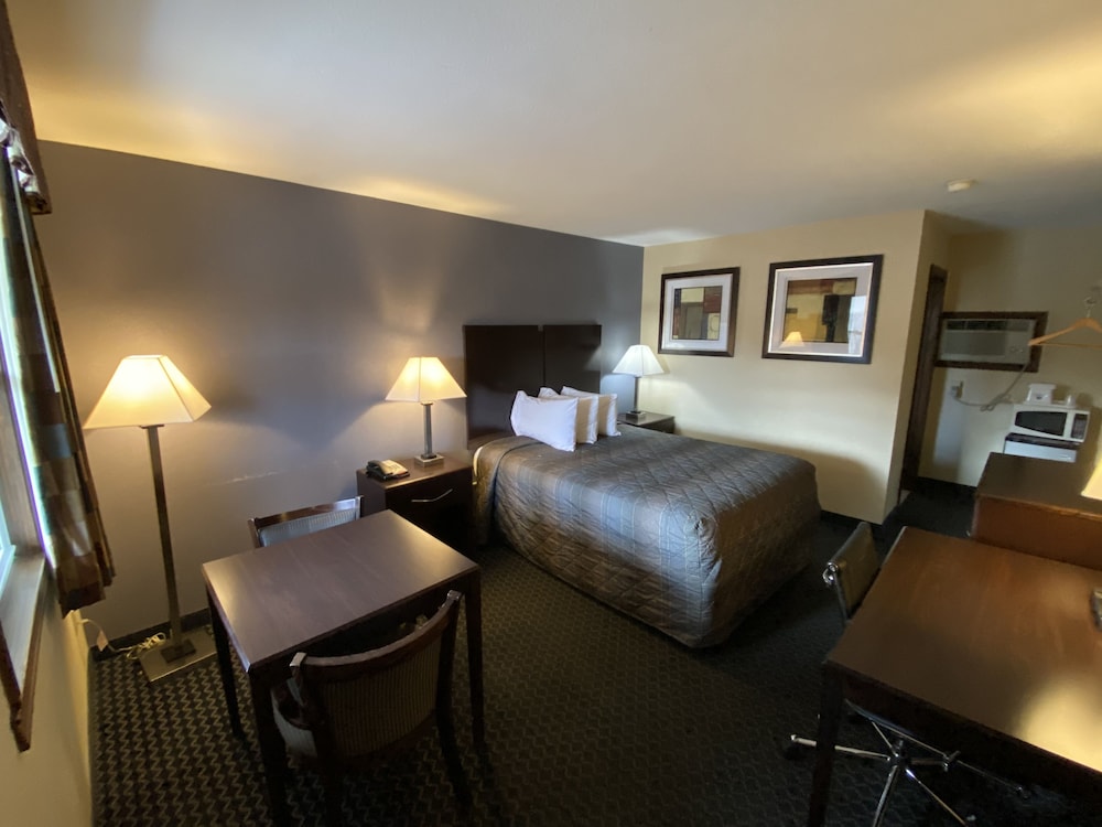 Golden Hill Inn Danbury 3/27