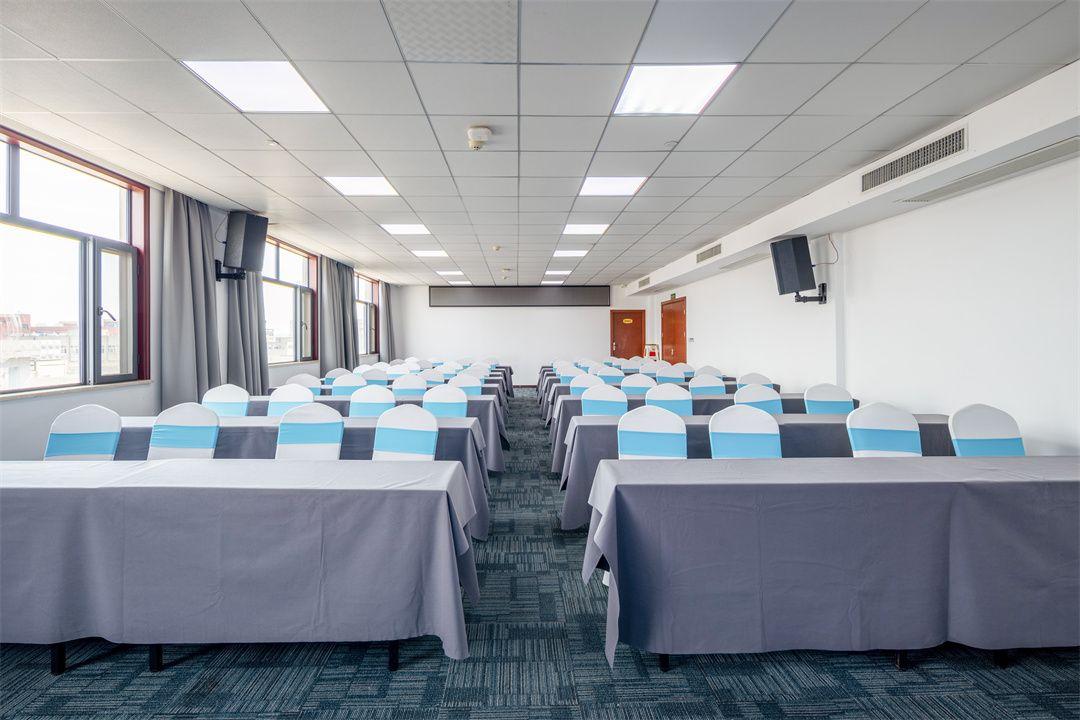 Vienna 3 Best Hotel (Wuhan Jinyinhu Branch) 18/24