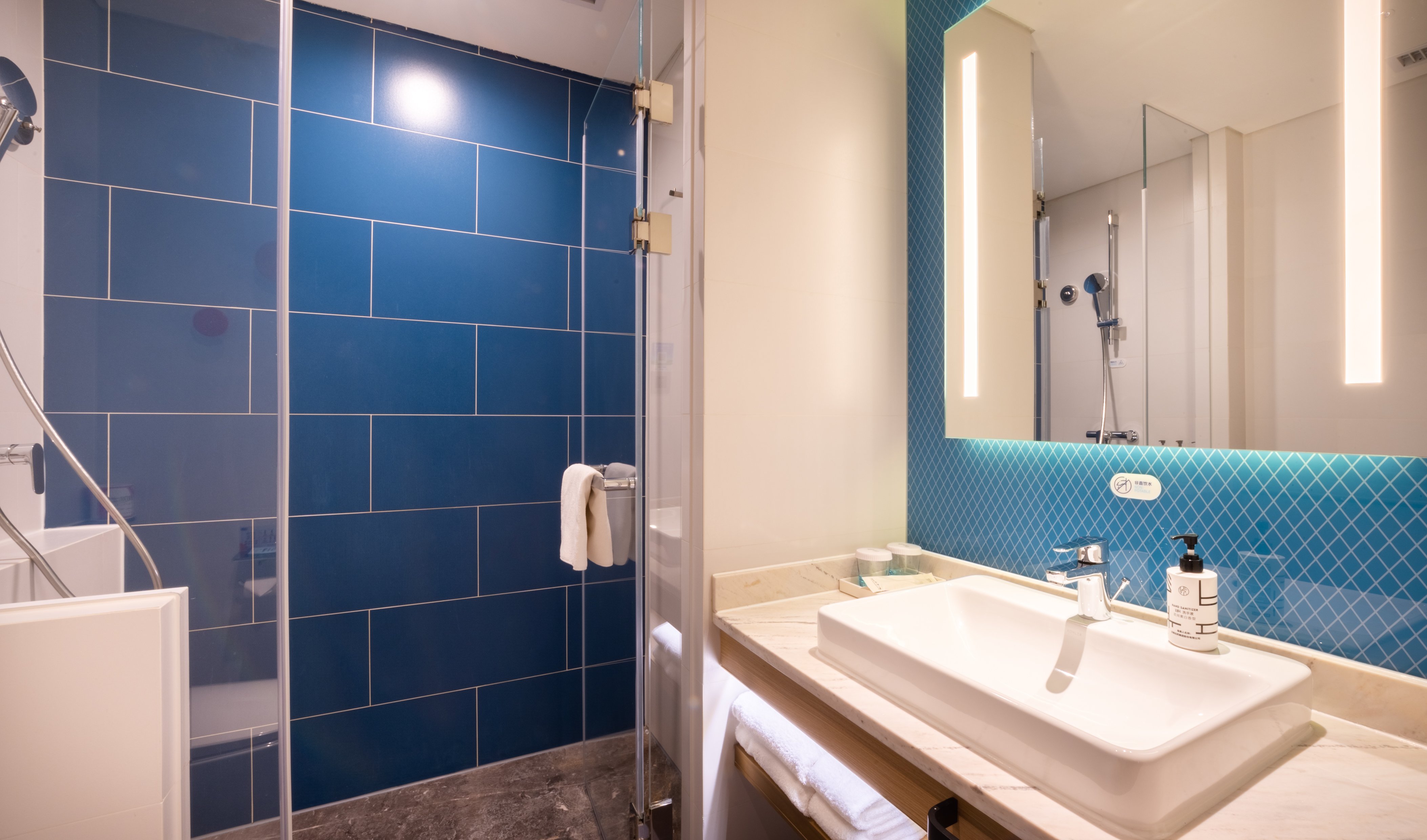 Holiday Inn Express Beijing Yizhuang Tongminghu, an IHG hotel 45/50