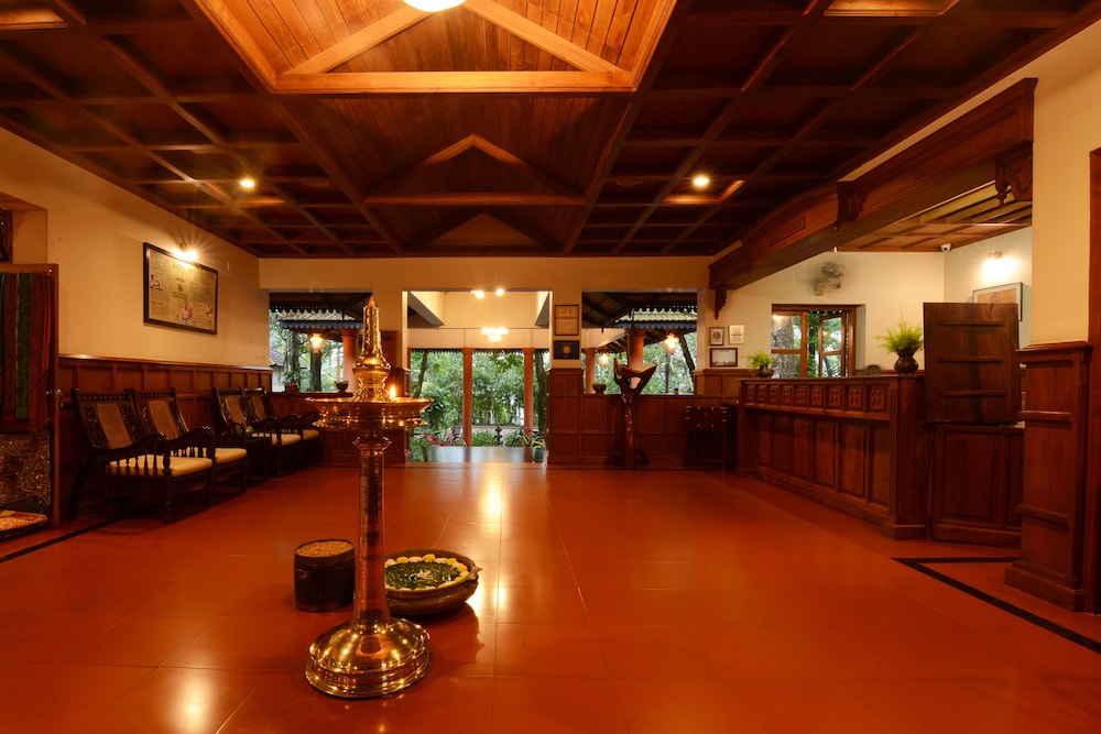 Green Woods Resort 12/70