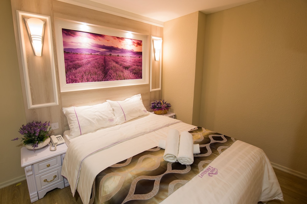 Lavender Inn Usj 13/22