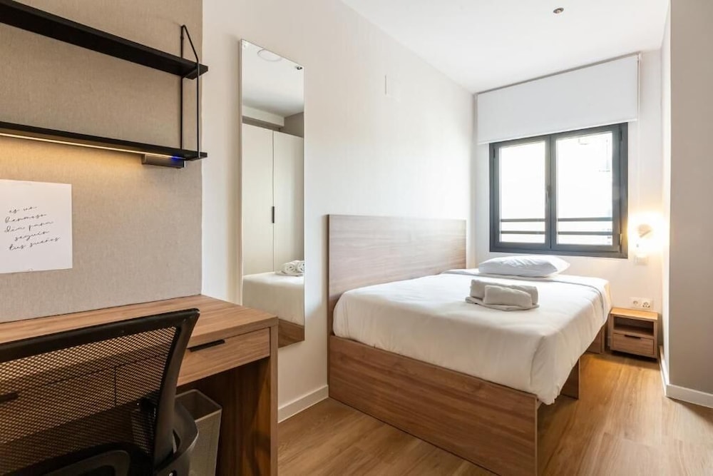 2 BEDROOMS, APARTMENT