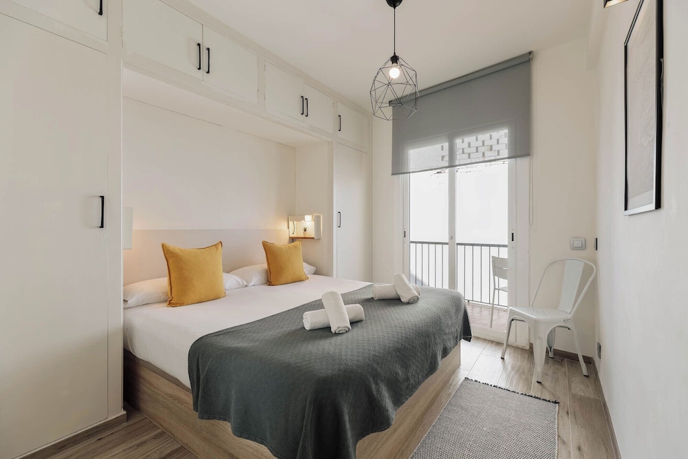 Sitges Group Ribera 19/50