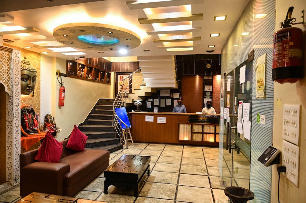 Zo Rooms Assi Ghat Shivala Market 6/49
