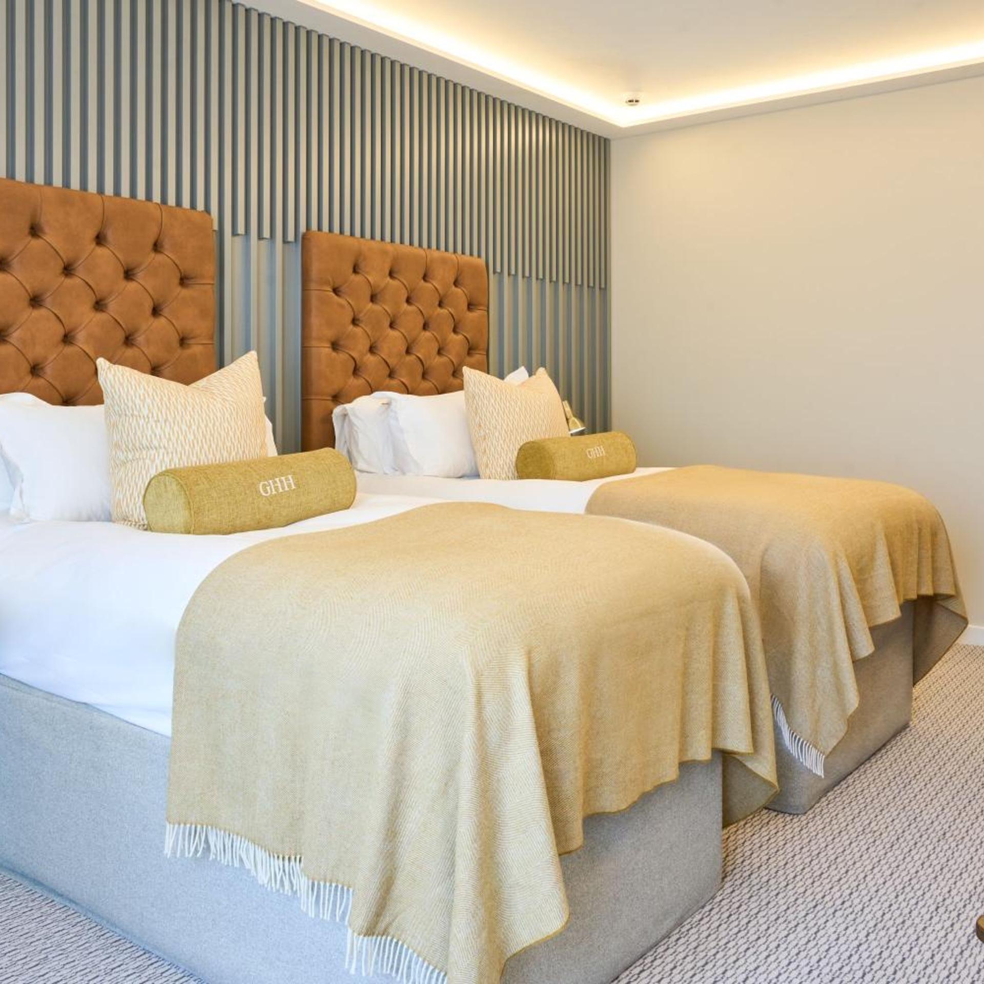 Standard, Twin Beds