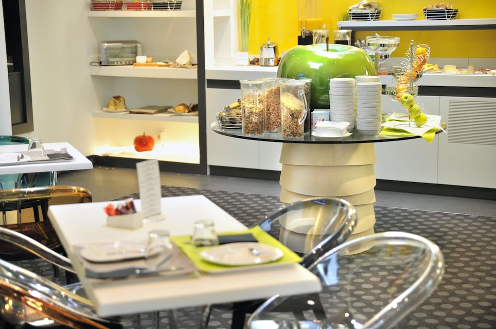 restaurant-cafeteria