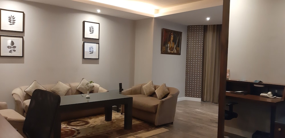 Country Inn & Suites by Radisson Jammu 23/45