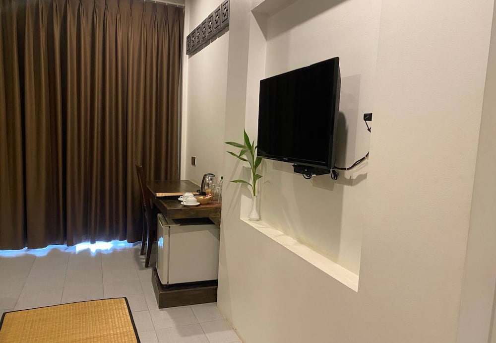 LADEAR ANGKOR BOUTIQUE HOTEL 83/84
