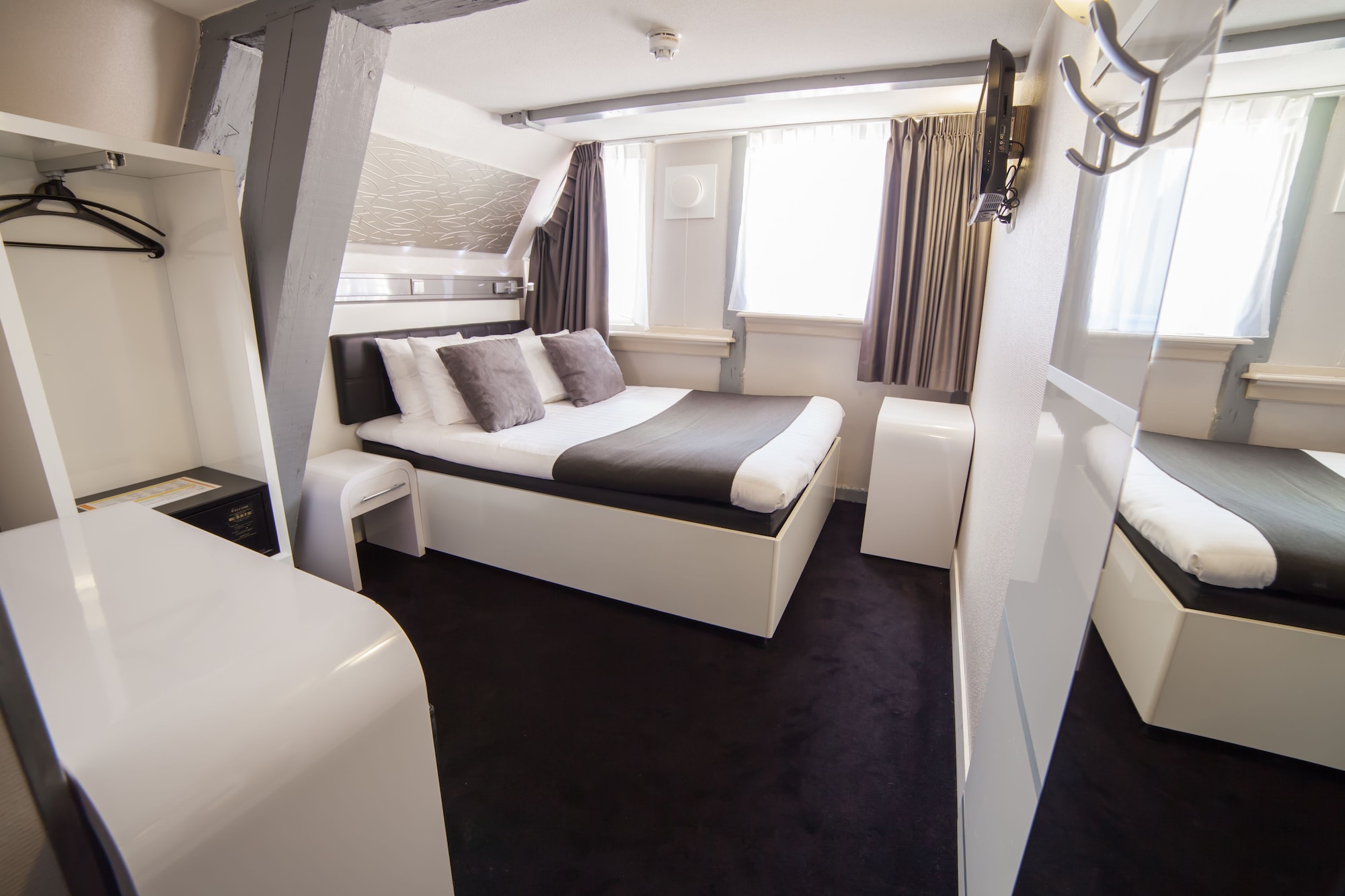 غرفة قياسية بسرير مزدوج، Hotel CC 5/7