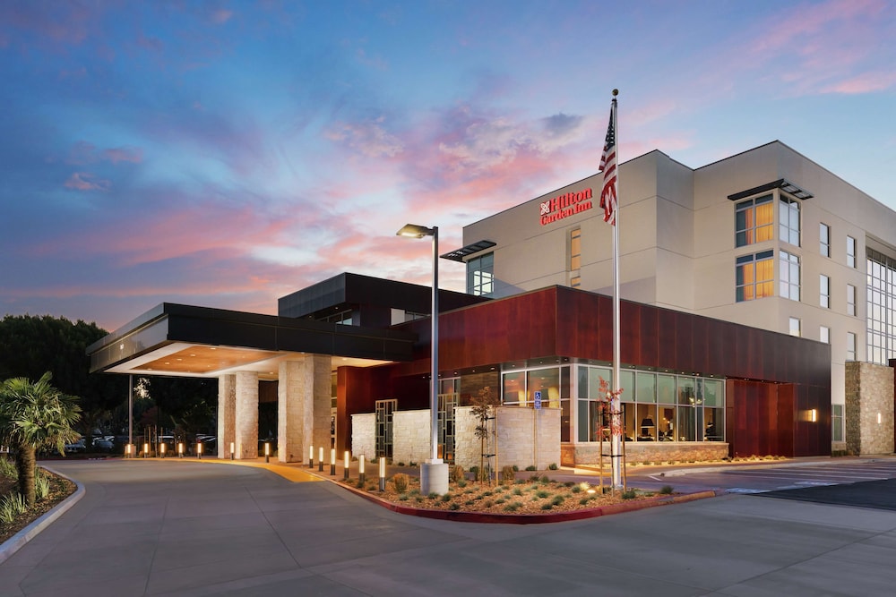 Hilton Garden Inn Sunnyvale 1/50