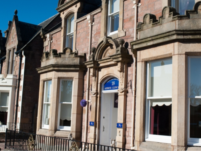 Ardross Glencairn Guest House B&B 3/28