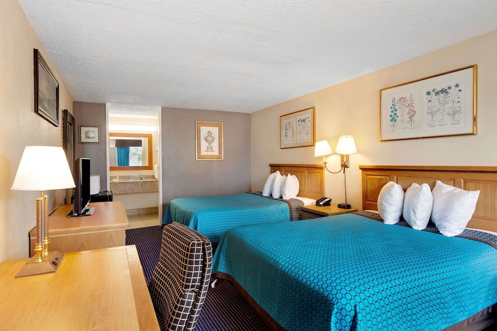 Days Inn by Wyndham Lafayette Near Lafayette Airport 11/43