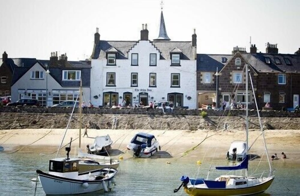 The Ship Inn 61/62