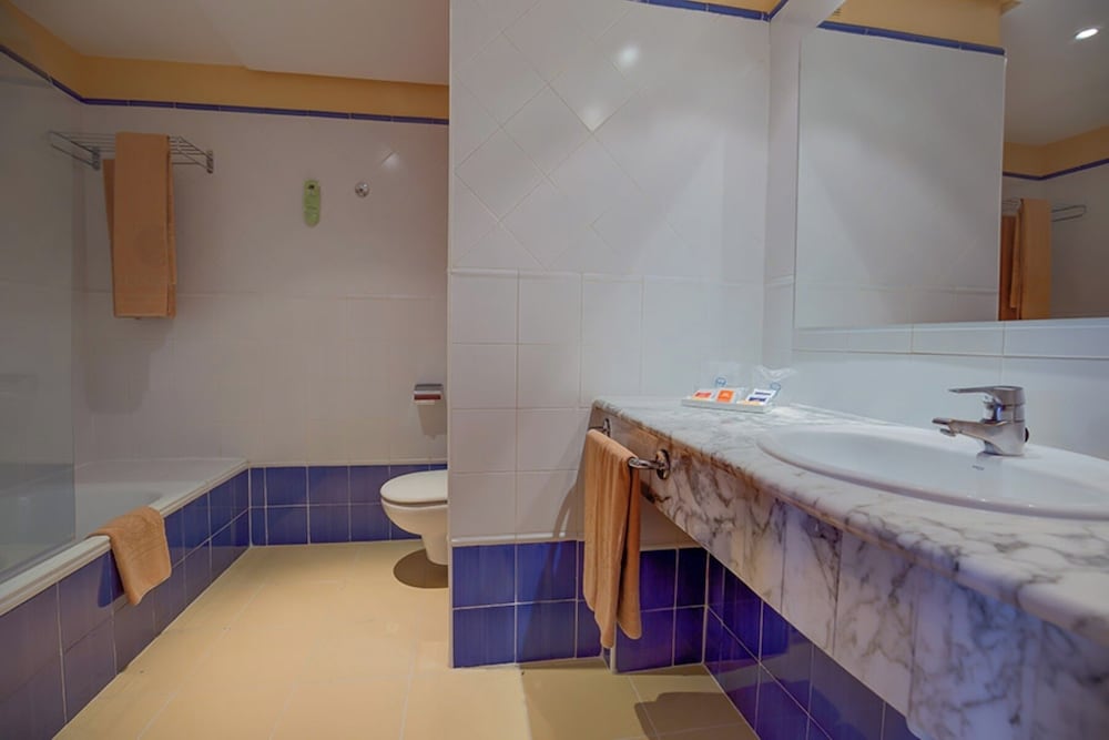 غرفة عائلية بسريرين منفصلين بغرفة نوم واحدة، SBH Costa Calma Beach Resort 5/5