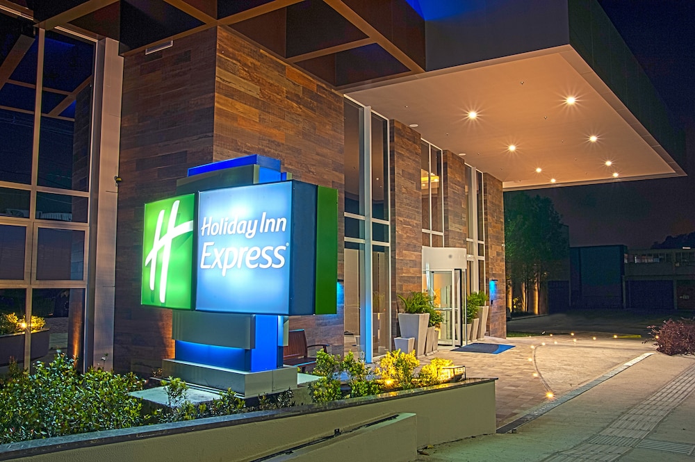 Holiday Inn Express Farroupilha 5/63