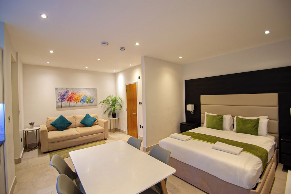 استوديو ديلوكس بسرير مزدوج مع أريكة، Hyde Park Superior Apartments 2/6