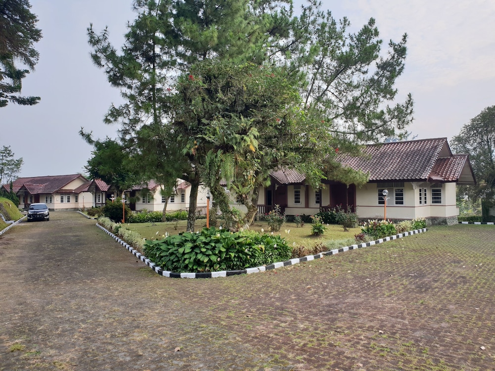 Cisarua Indah Cottage 35/42