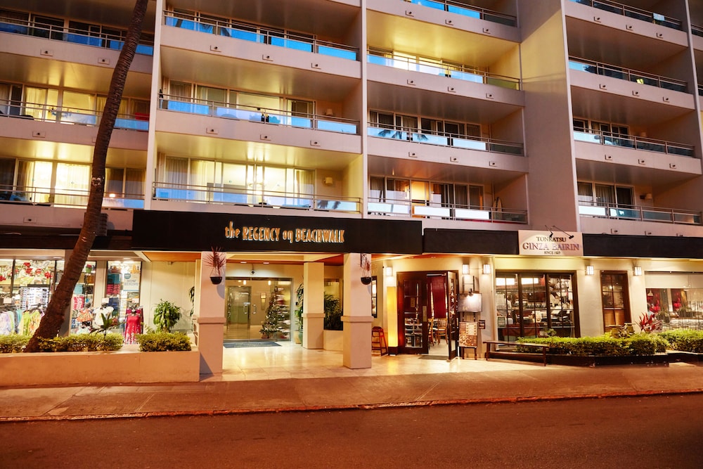 Regency on Beachwalk Waikiki by OUTRIGGER 1/50