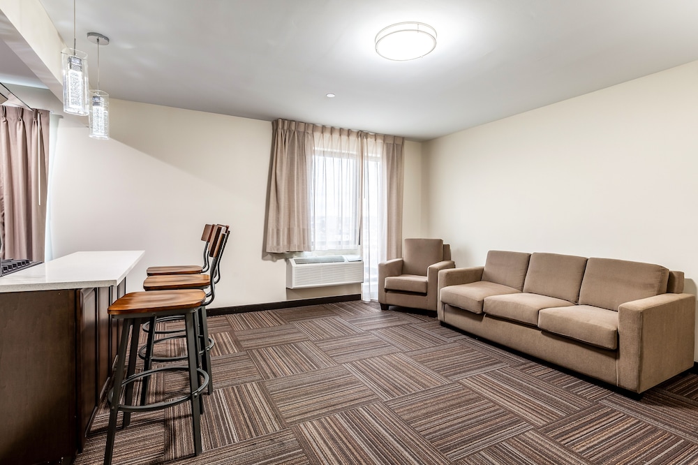 Van Wyck Hotel & Suites Near JFK Airport 29/46