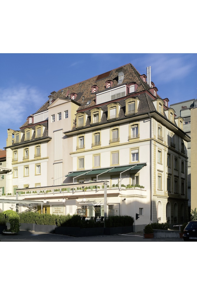 Hotel Weisses Kreuz 3/47