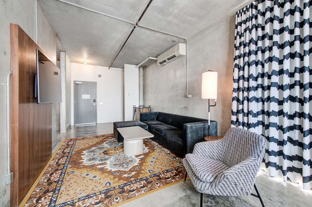 NYLO Las Colinas Hotel, Tapestry Collection by Hilton 42/61