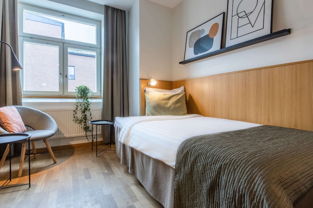 Home Hotel Uppsala 7/50
