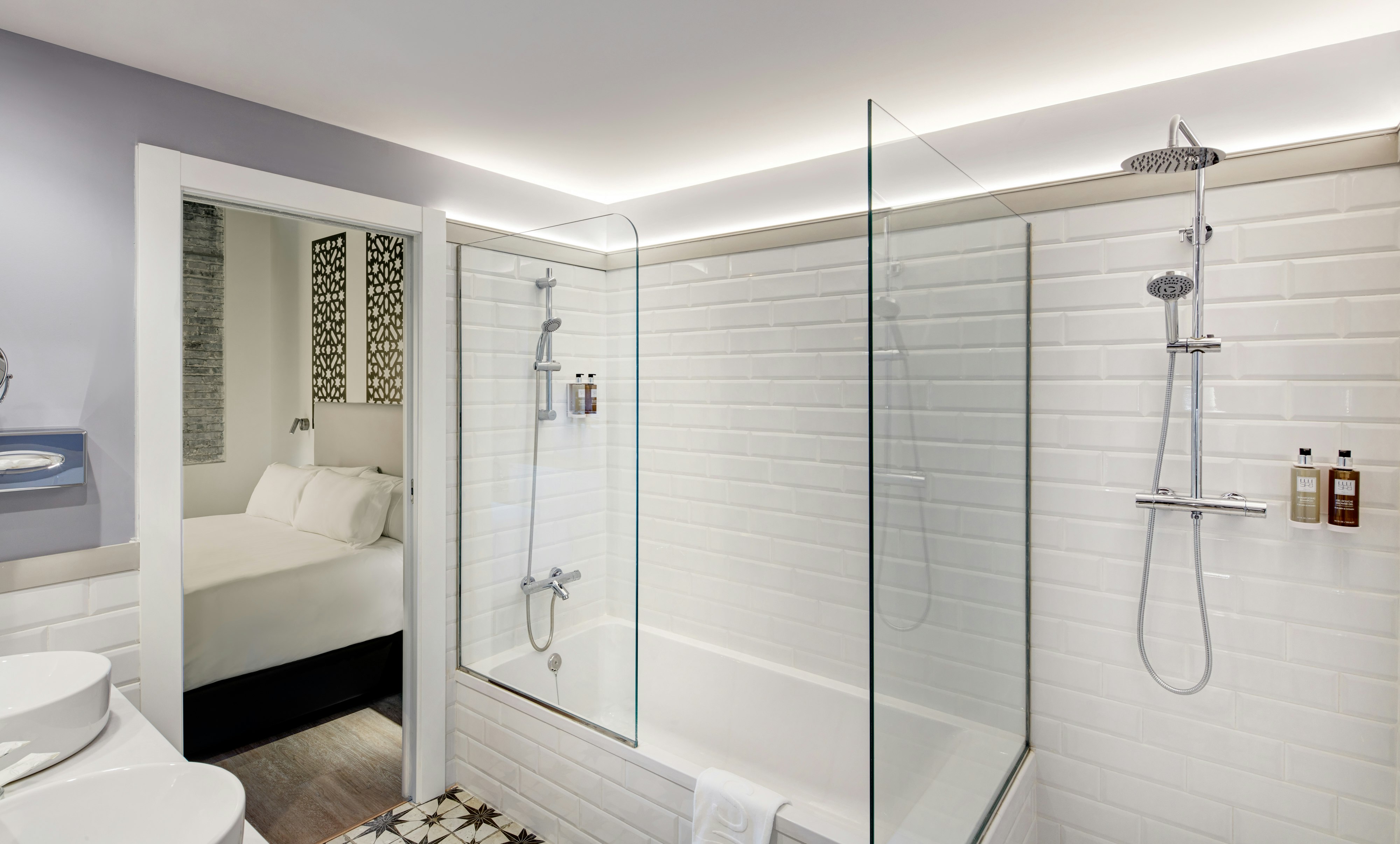 Sercotel Granada Suites 24/24