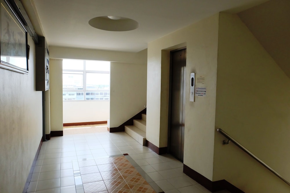 J Residence 9/46