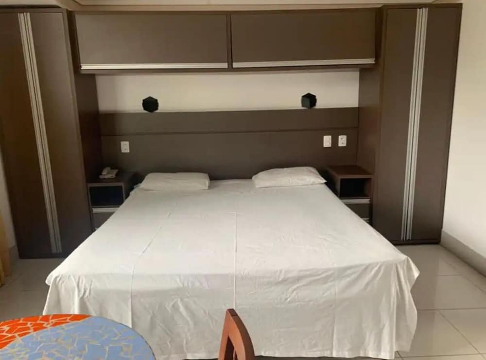 Tropical Executive Hotel 30/62