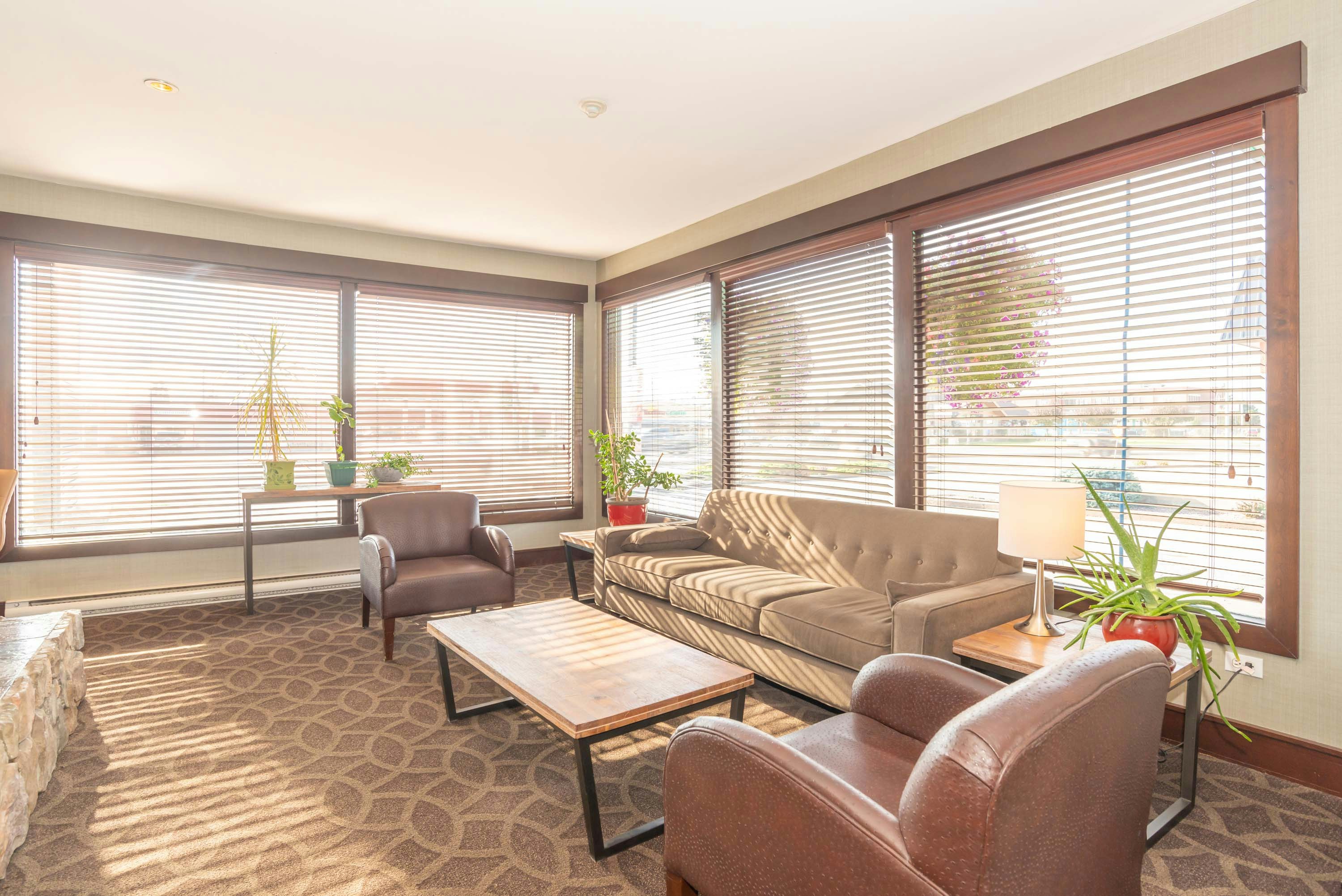 Sandman Hotel Cranbrook 35/47