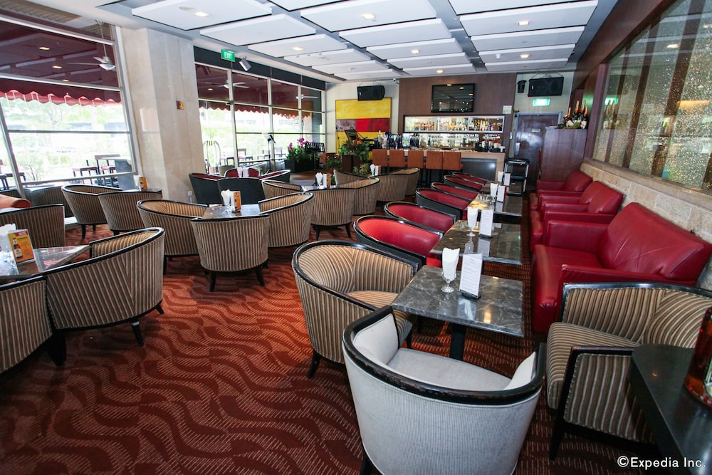 Holiday Inn Express & Suites Singapore Novena 54/58