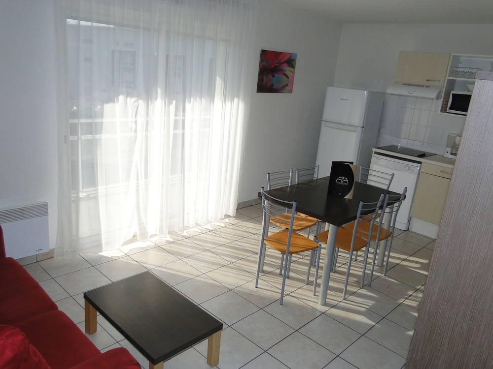 All Suites Appart Hotel Merignac 37/51