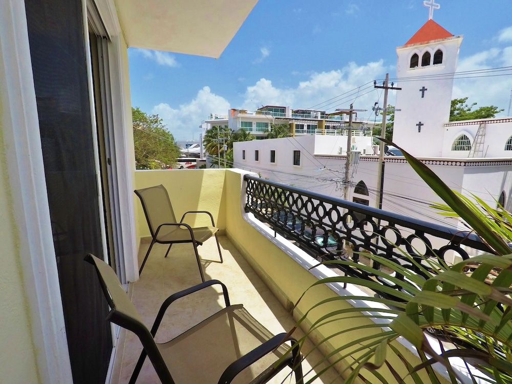 Hotel Suites El Campanario 29/39