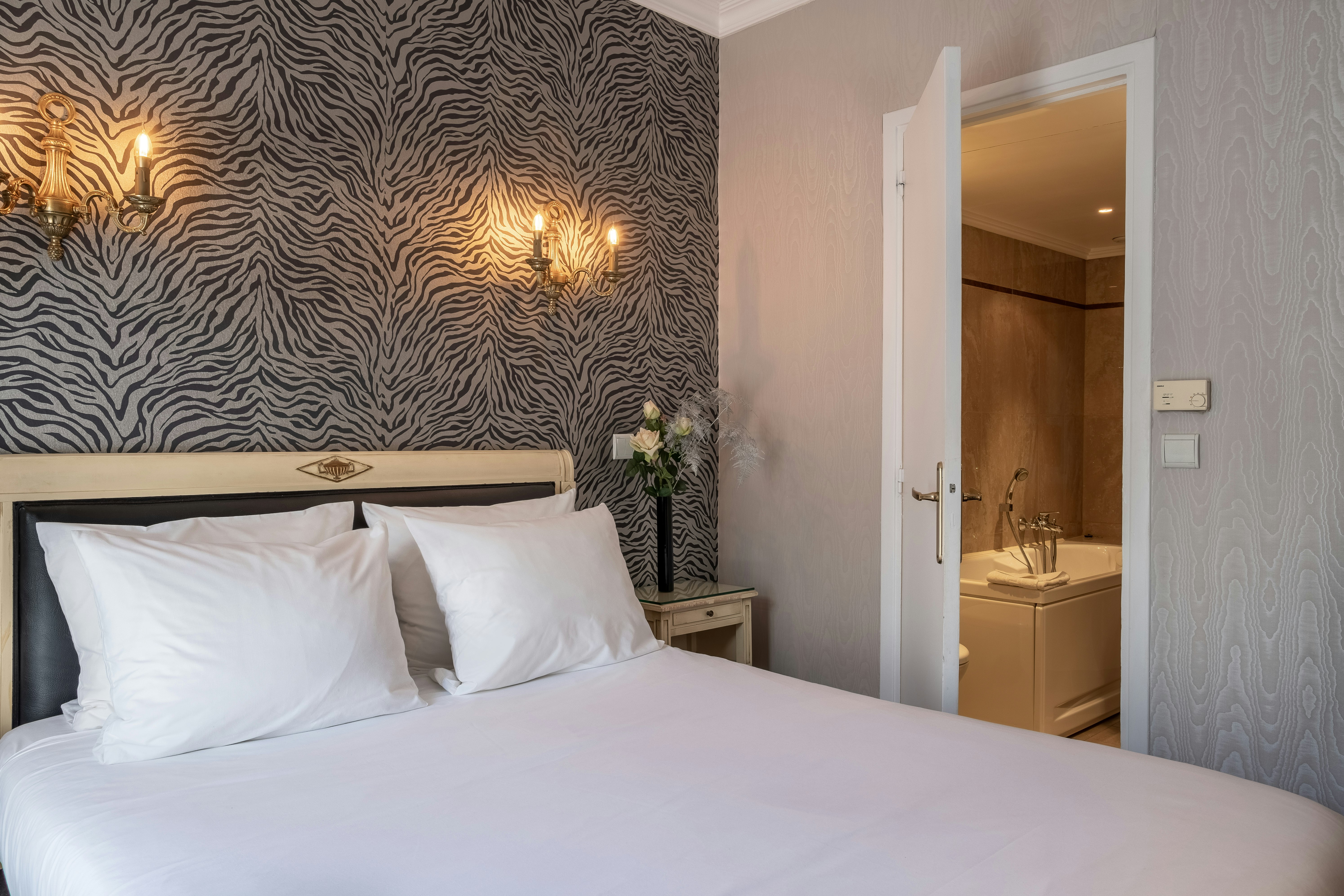 Hotel London Paris 20/50