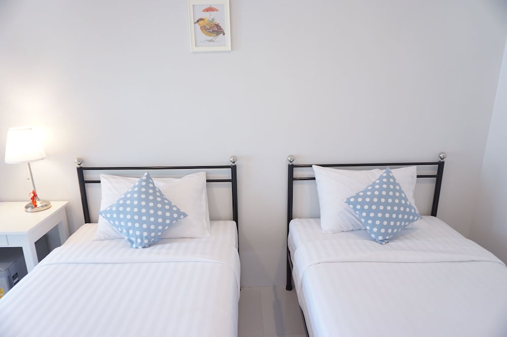 The White Village Ranong Resort 12/22