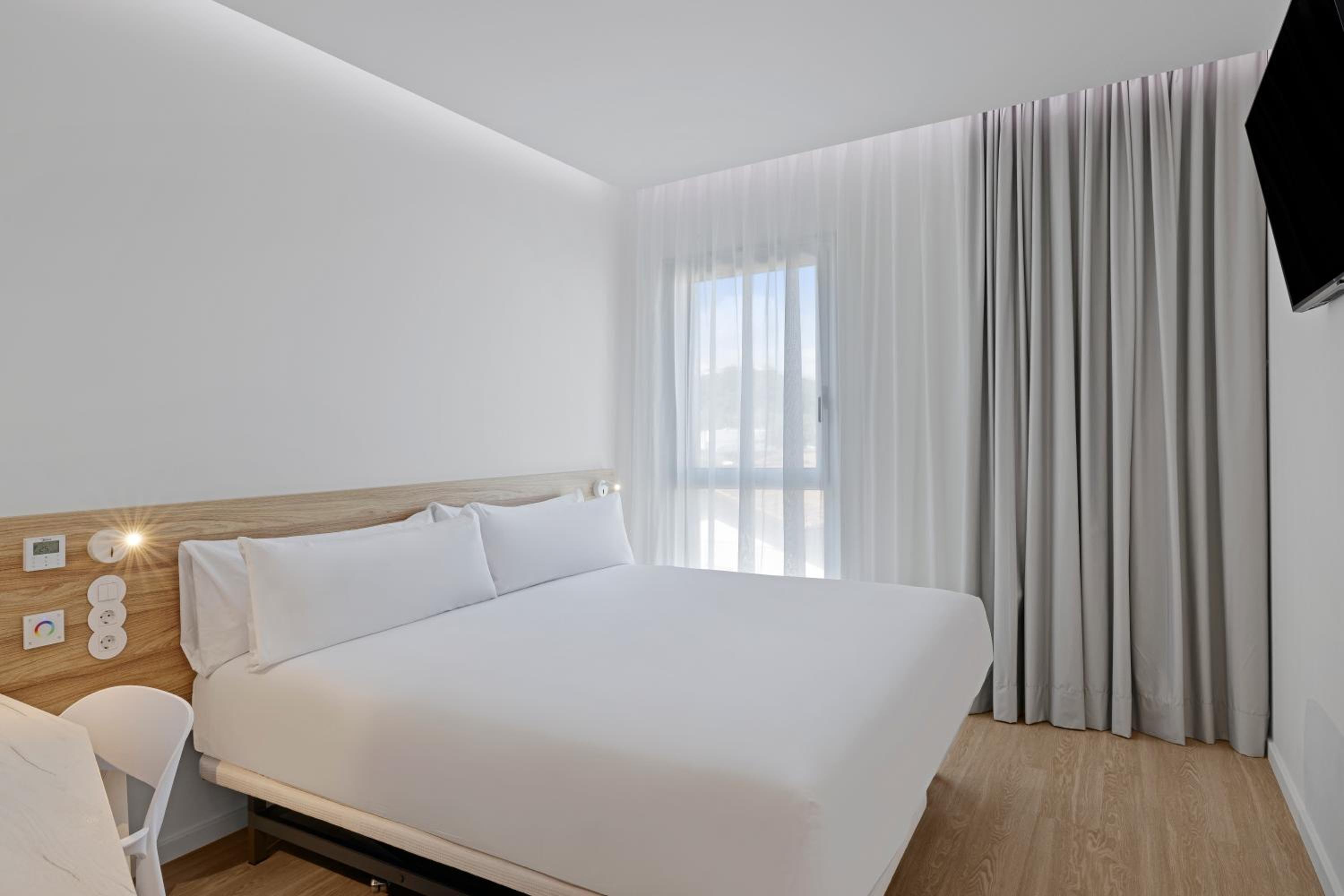غرفة مزدوجة، B&B Hotel Leiria Fatima 2/6