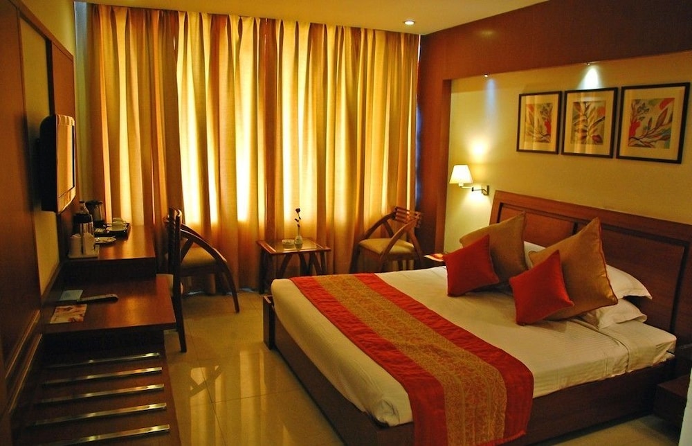 Hotel Shivalik View 2/9