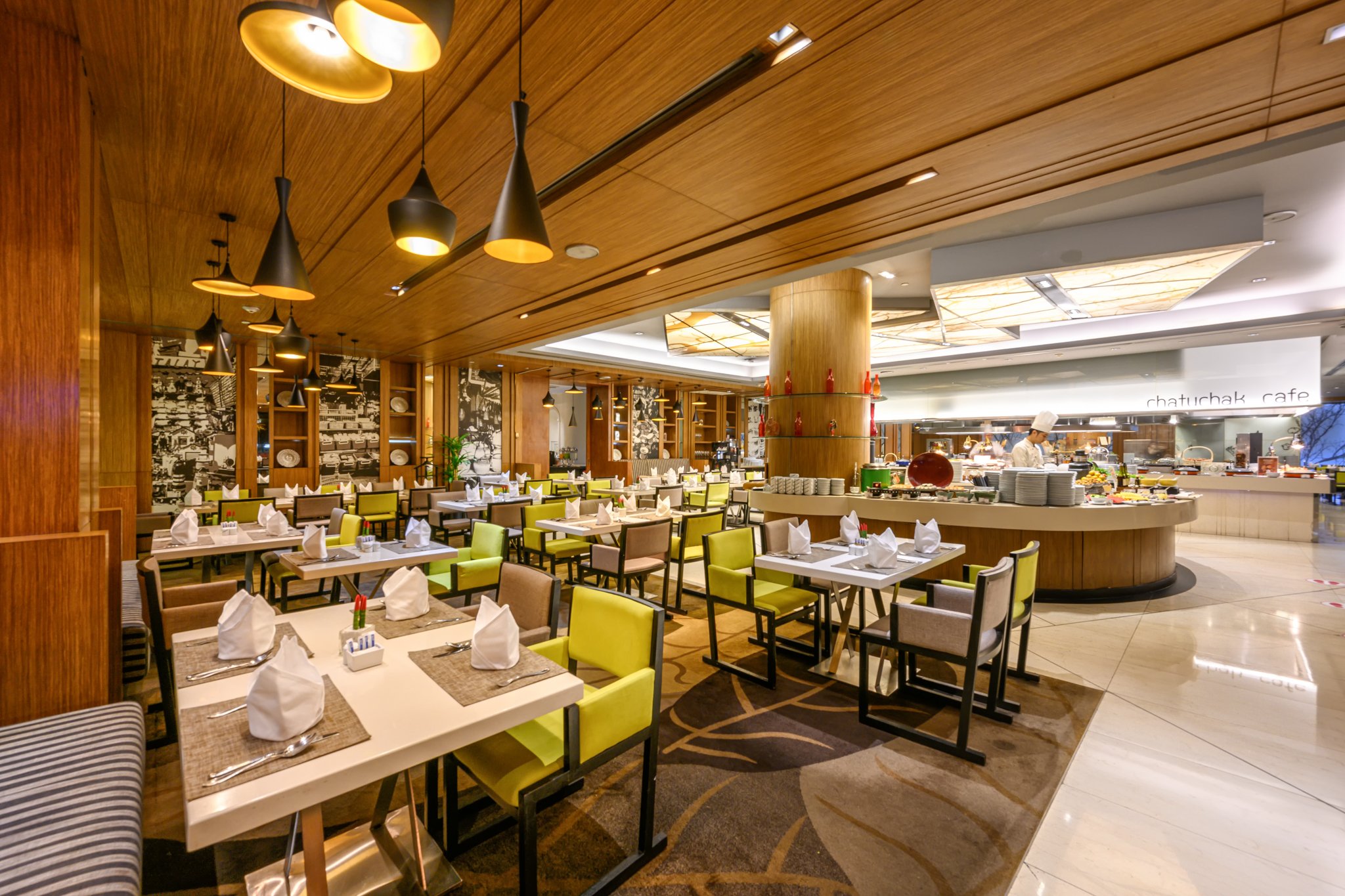 Centara Grand At Central Plaza Ladprao Bangkok 65/82